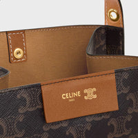 新作/新品 SMALL CUBO BAG IN TRIOMPHE CANVAS AND NATURAL CALFSKIN(入荷リクエスト)