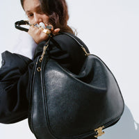 新作/新品 soft Triomphe / in Shiny lambskin black(入荷リクエスト)