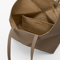 新品Puzzlefold Tote Horizontal medium (Soft Grain Calf)(入荷リクエスト)