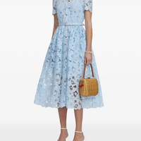 新品 floral lace MIDI DRESS 入荷リクエストアイテム