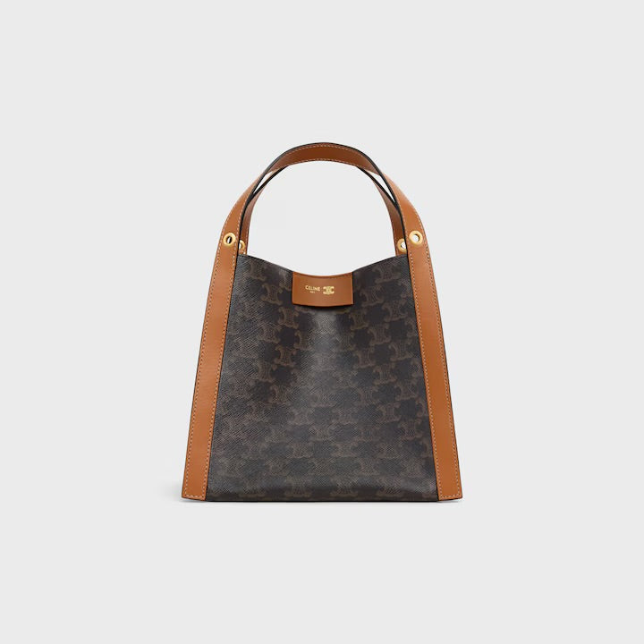 新作/新品 SMALL CUBO BAG IN TRIOMPHE CANVAS AND NATURAL CALFSKIN(入荷リクエスト)