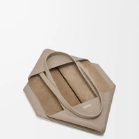 新品予定Puzzlefold Tote Horizontal medium (Soft Grain Calf)(入荷リクエスト)