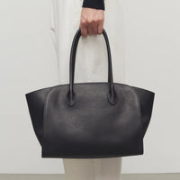 新品予定 Marlo 12 leather tote bag