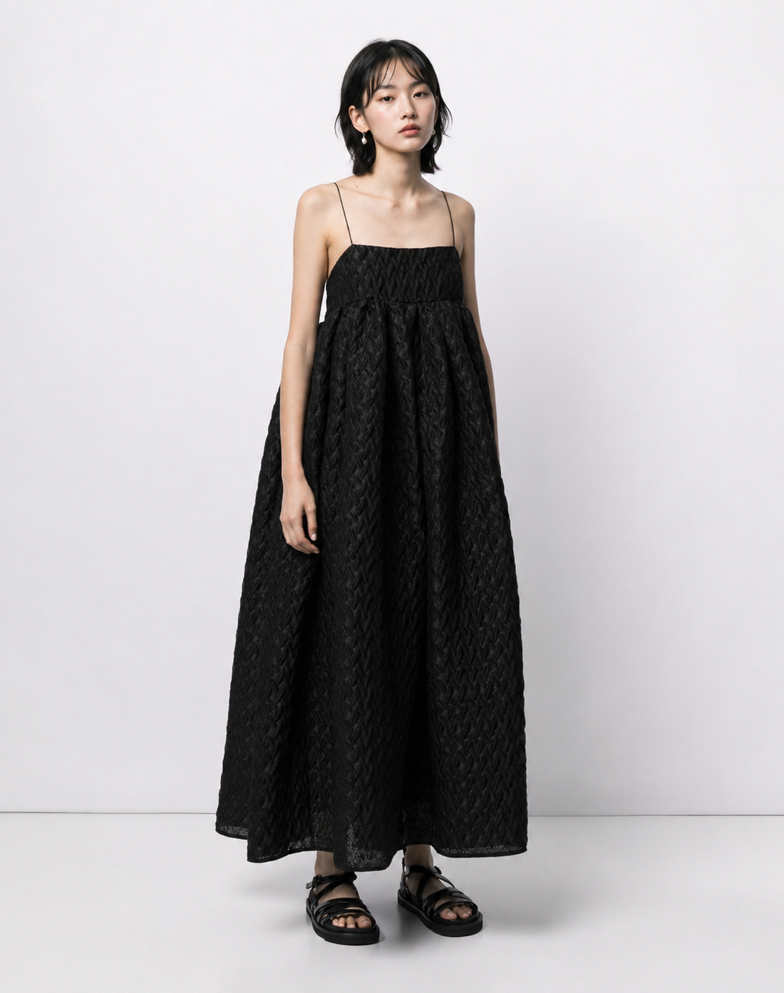 未使用品 BETH | DRESS BLACK(UK8/S)入荷リクエスト受付中