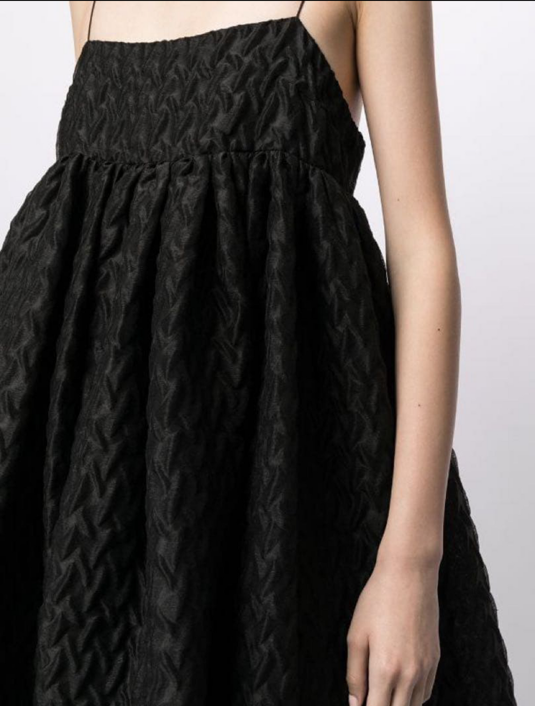 新品 BETH | DRESS LINEN PLISSÉ BLACK(10/M)入荷リクエスト受付中
