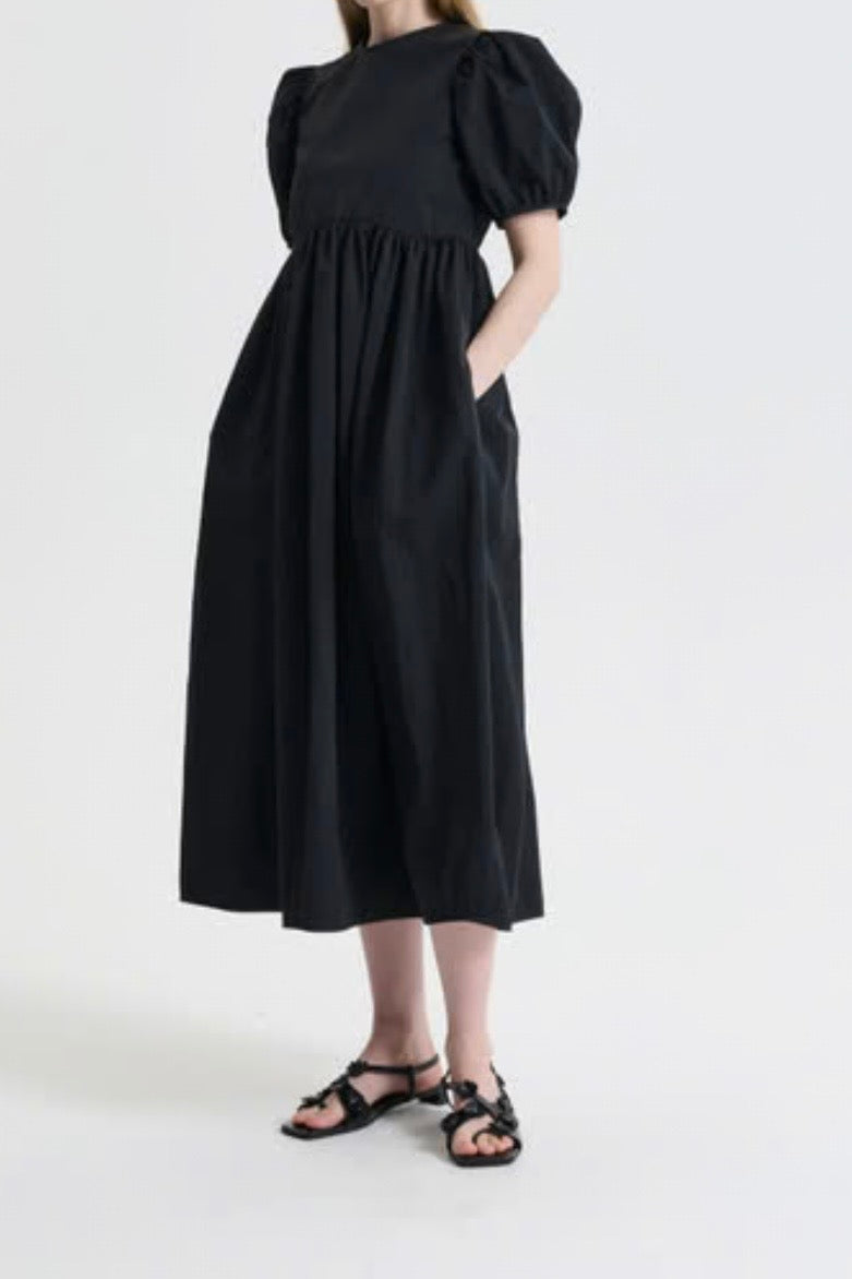 未使用品 手洗い可 CBBODIL DRESS RECYCLED TAFFETA(UK6/S)入荷リクエスト受付中
