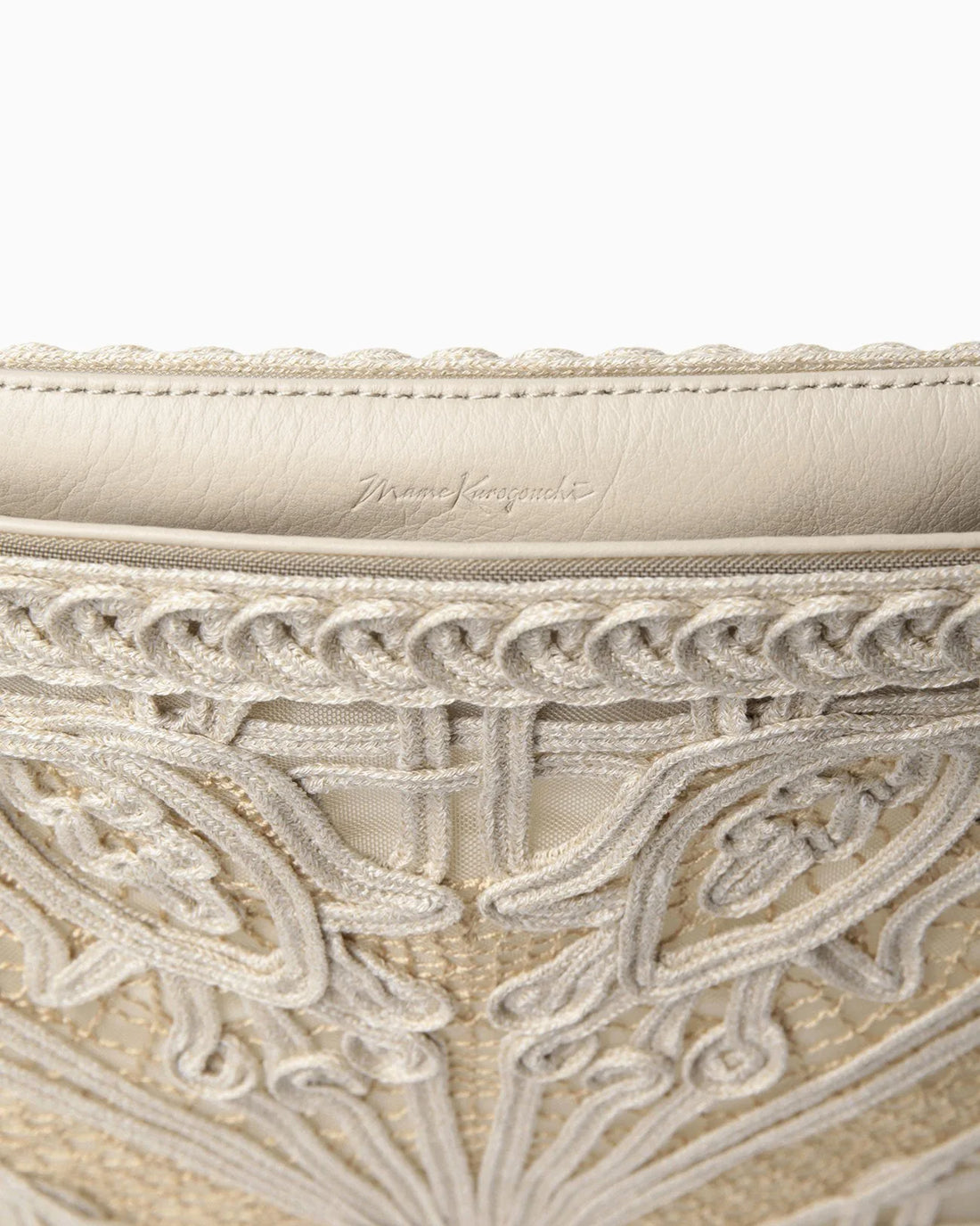 Cording Embroidery Pouch With Leather Strap - White(入荷リクエスト)