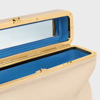 新品 EAST WEST TRIOMPHE FRAME IN SUPPLE CALFSKIN beige(入荷リクエスト)