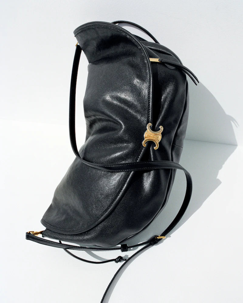 26新作 HALFMOON SOFT TRIOMPHE BAG IN SUPPLE SHINY LAMBSKIN  black(入荷リクエスト)