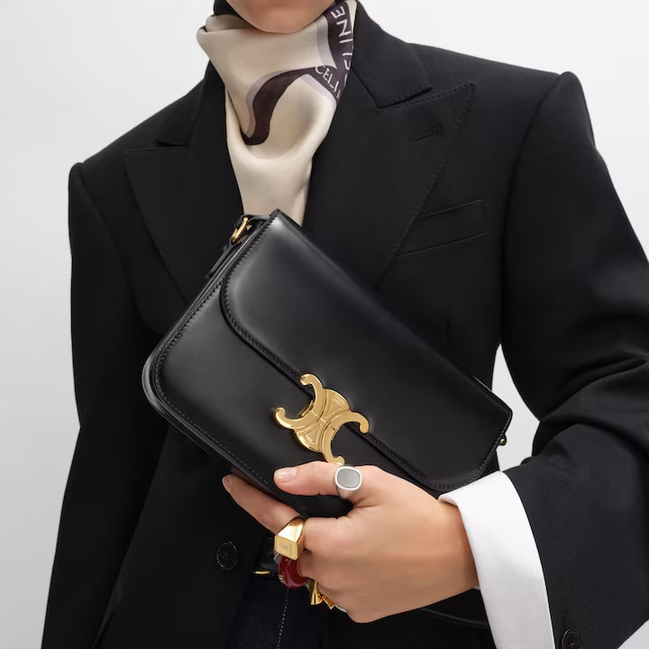 新品 クラシック トリオンフ バッグ / シャイニーカーフスキン ベージュ(入荷リクエスト)