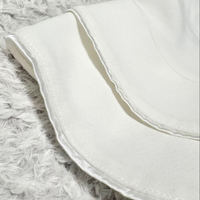 新品 MINI white SKIRT(S)1着のみ