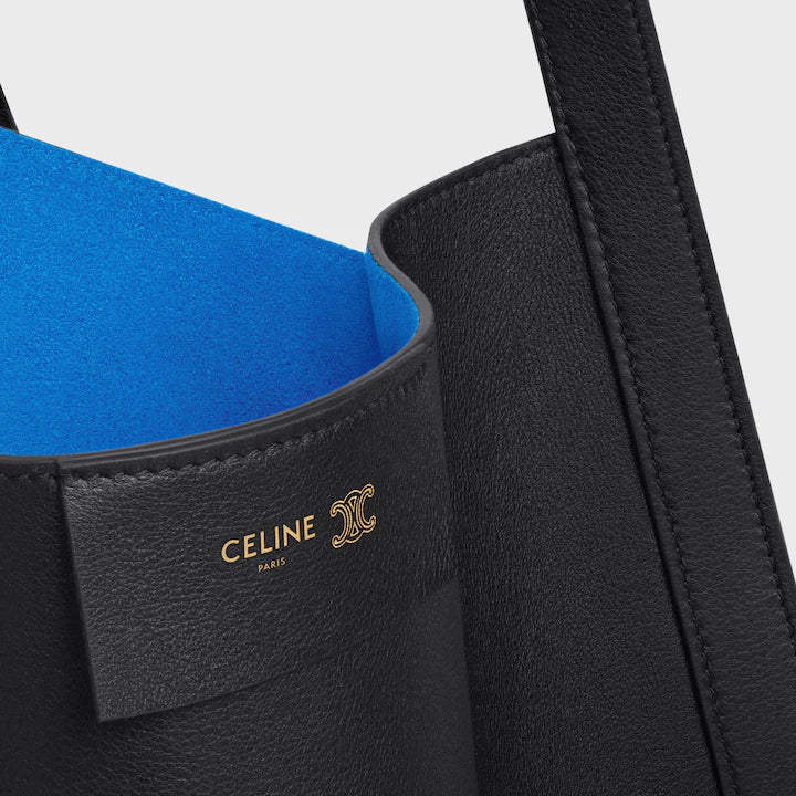 新作/新品 Medium Cube Bag in Supple Calfskin BLACK(入荷リクエスト)