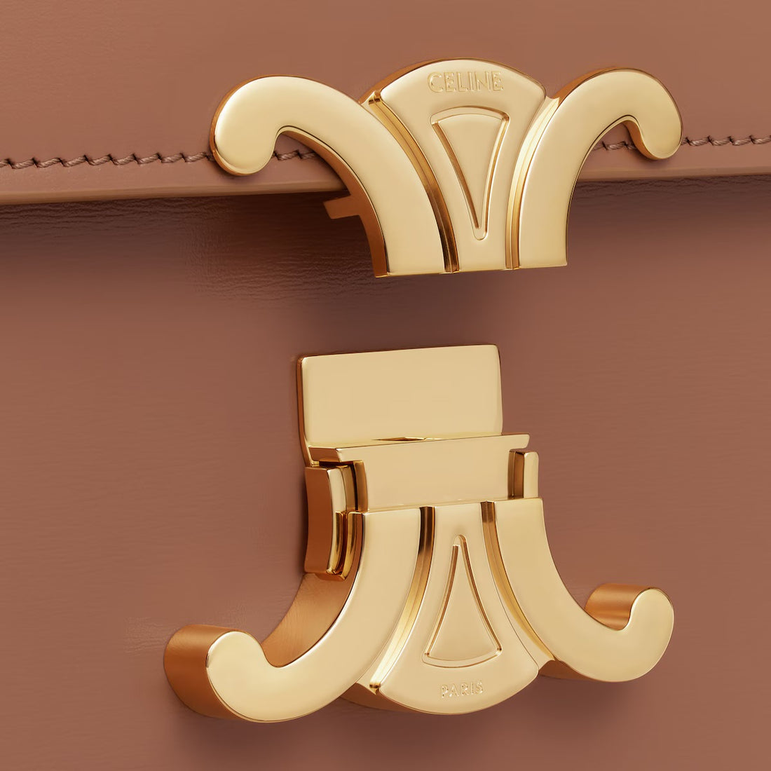 classic triomphe bag / Shiny calfskin bronze(入荷リクエスト)