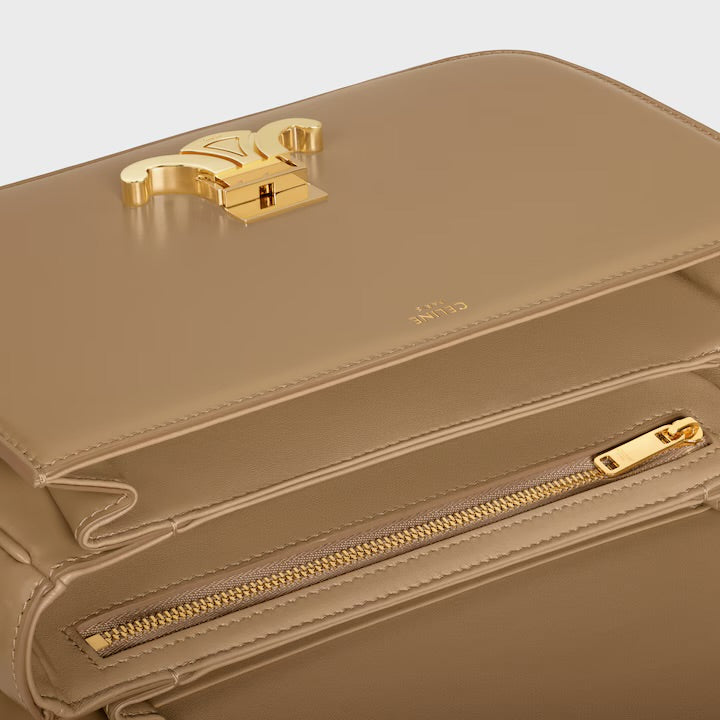 新品 クラシック トリオンフ バッグ / シャイニーカーフスキン ベージュ(入荷リクエスト)