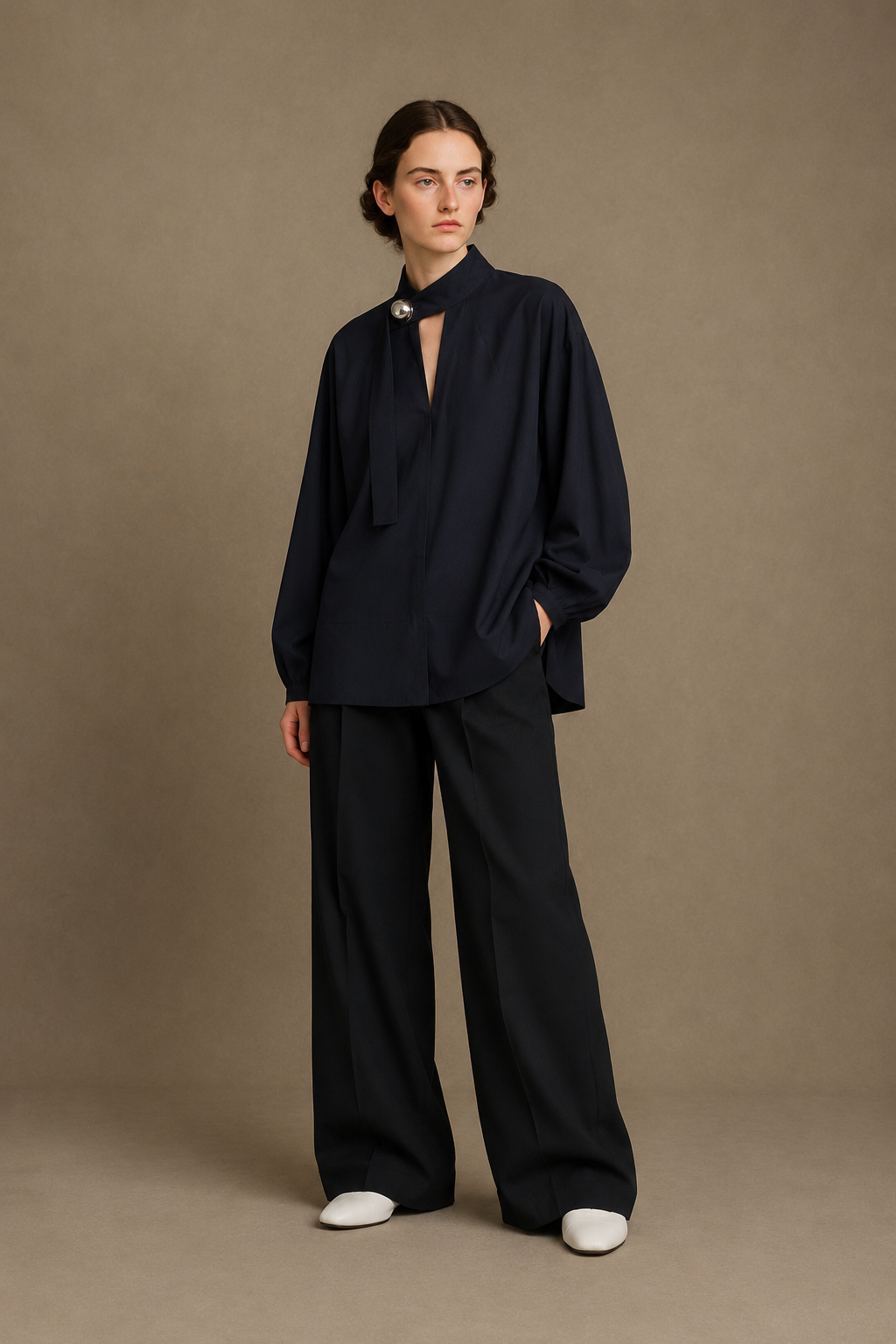 -HEPBURN- Blouse BLACK 再入荷リクエスト